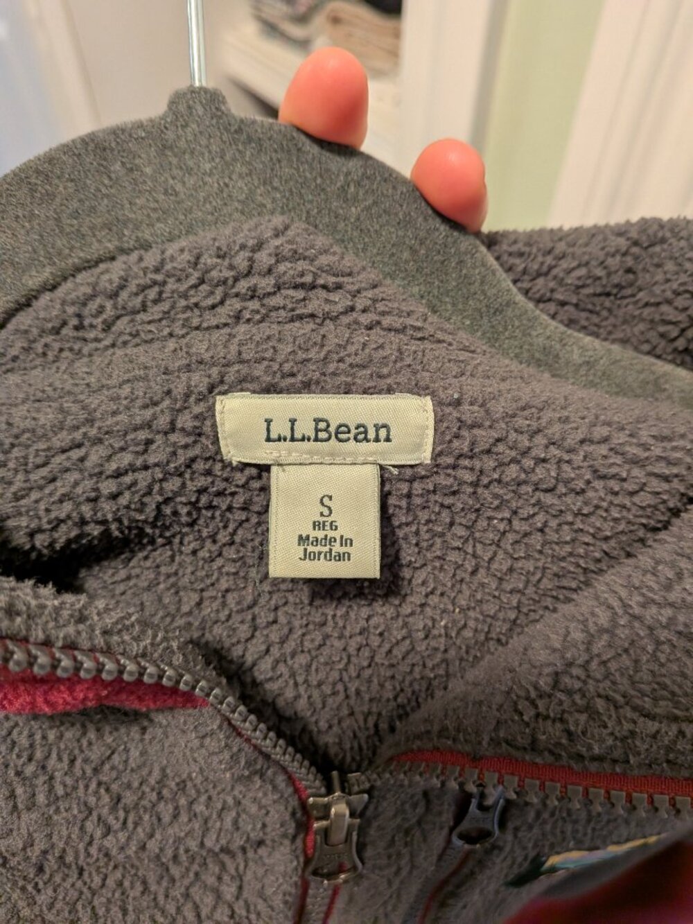 LL Bean pullover sweater - Picture 4 of 4